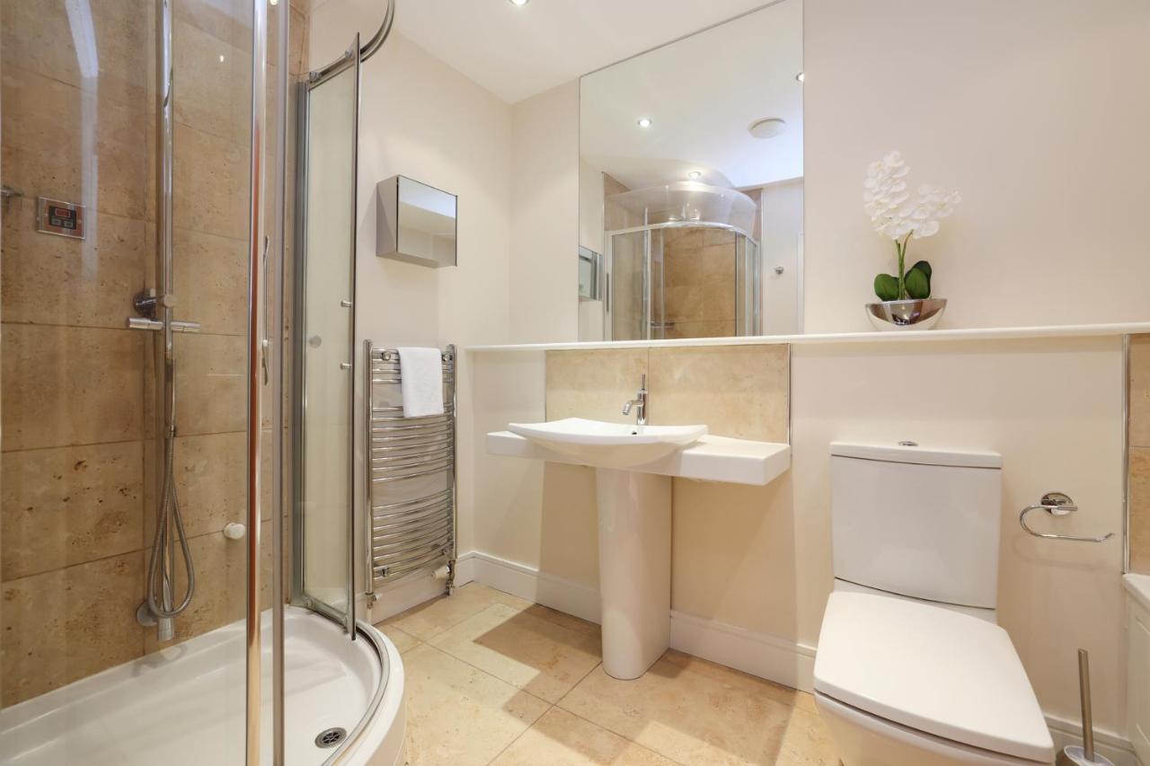 Appartamento Joivy Spacious 2 Bed,2 Bath Flat, Free Parking And Rooftop Terrace *