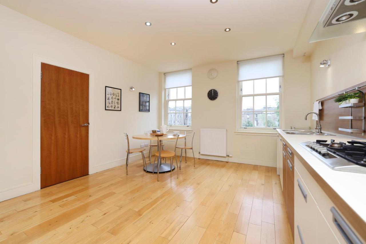 Appartamento Joivy Spacious 2 Bed,2 Bath Flat, Free Parking And Rooftop Terrace Edimburgo